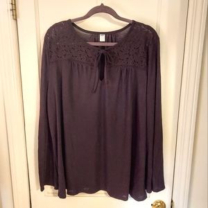 Black Lace & Keyhole Top